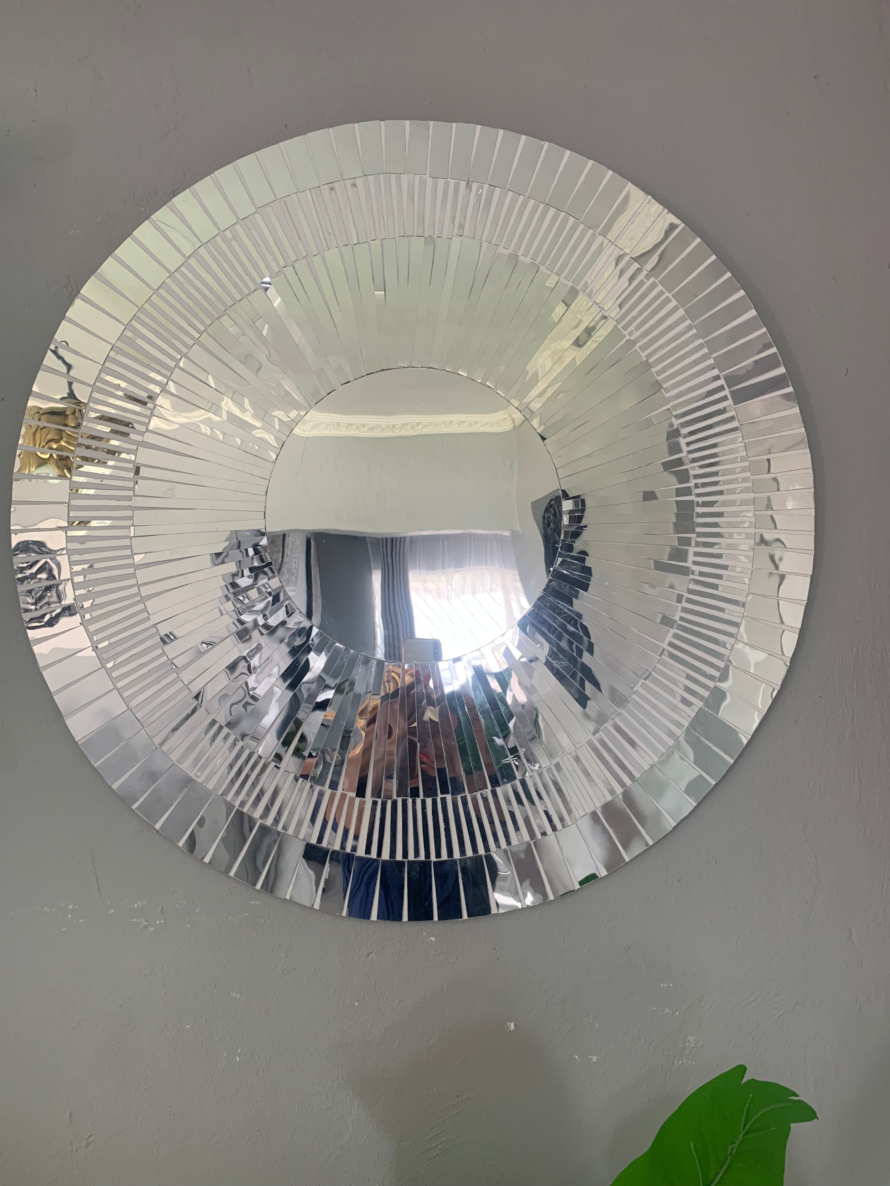 Dimensions 80cm

Price R700